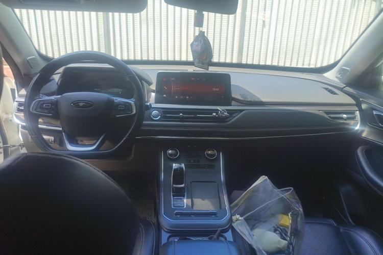 Used Chery Tiggo 8 2019 1.6 TGDI Automatic Elite Model Center Console