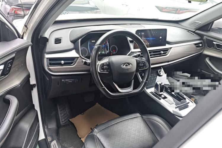 Used Chery Tiggo 8 2019 1.6 TGDI Automatic Luxury Model Center Console