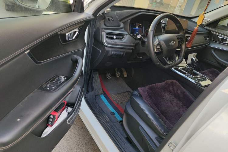 Used Chery Tiggo 8 2019 1.5 TCI Manual Elite Model Driver Seat