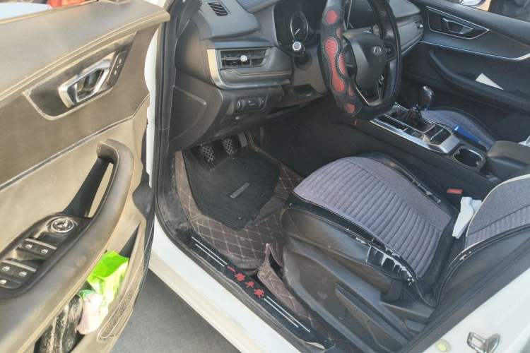 Used Chery Tiggo 8 2019 1.5 TCI Manual Elite Model Driver Seat