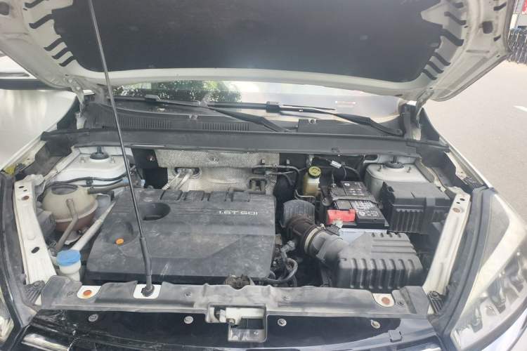 Used Chery Tiggo 8 2019 1.6 TGDI Automatic Elite Model Engine Bay