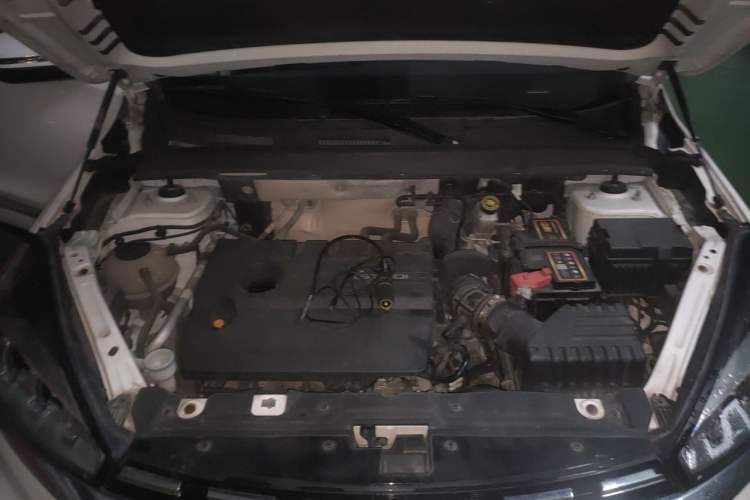 Used Chery Tiggo 8  Engine Bay