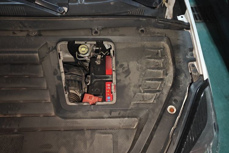 Used Chery Tiggo 8 2019 1.6 TGDI Automatic Prestige Model Engine Bay Left