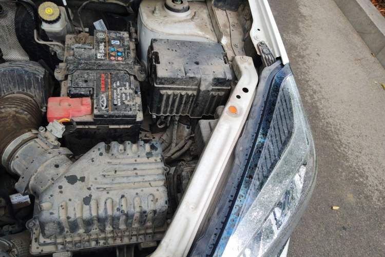 Used Chery Tiggo 8 2019 1.6 TGDI Automatic Luxury Model Engine Bay Left