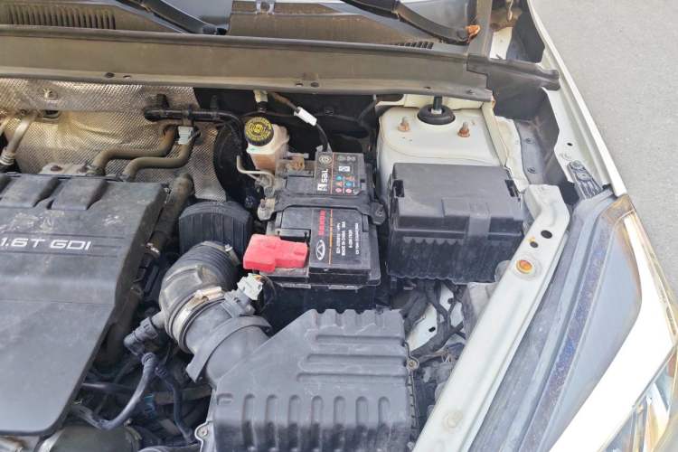 Used Chery Tiggo 8 2019 1.6 TGDI Automatic Elite Model Engine Bay Left