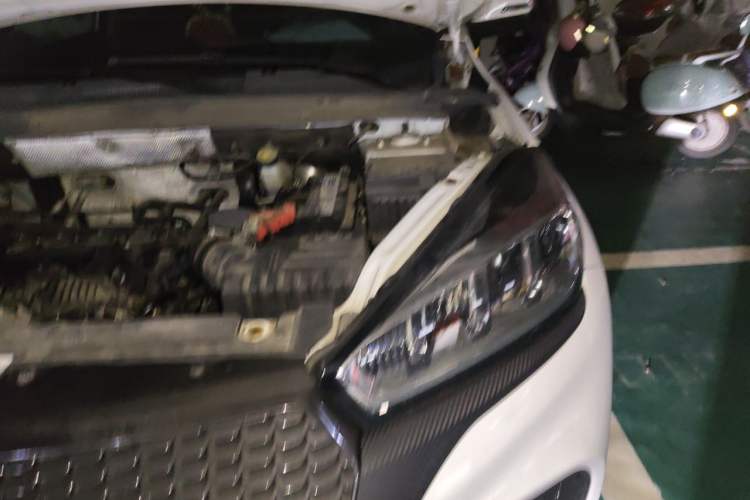 Used Chery Tiggo 8 2019 1.6 TGDI Automatic Elite Model Engine Bay Left