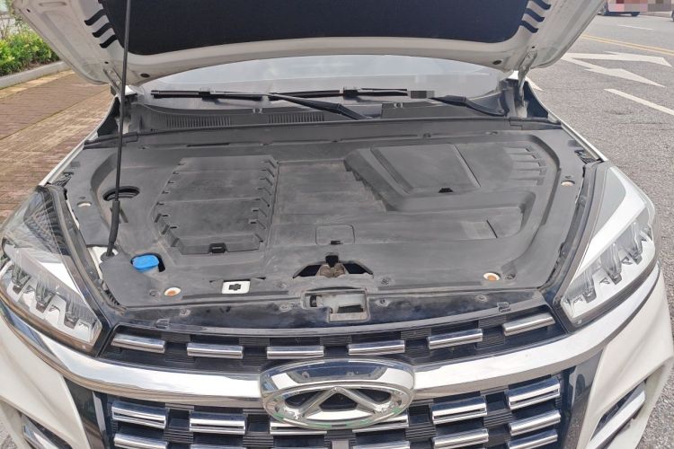 Used Chery Tiggo 8 2019 1.6 TGDI Automatic Luxury Model Engine Bay