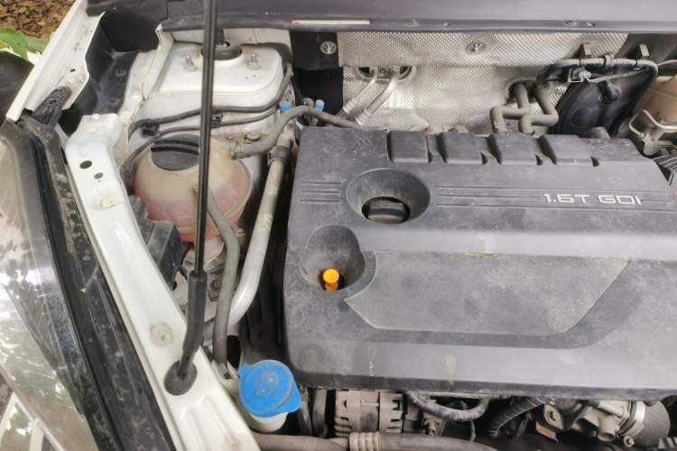 Used Chery Tiggo 8 2019 1.6 TGDI Automatic Luxury Model Engine Bay Right