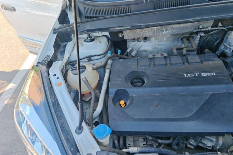 Used Chery Tiggo 8 2019 1.6 TGDI Automatic Elite Model Engine Bay Right