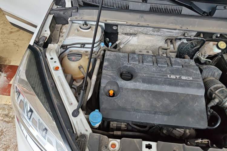 Used Chery Tiggo 8 2019 1.6 TGDI Automatic Elite Model Engine Bay Right