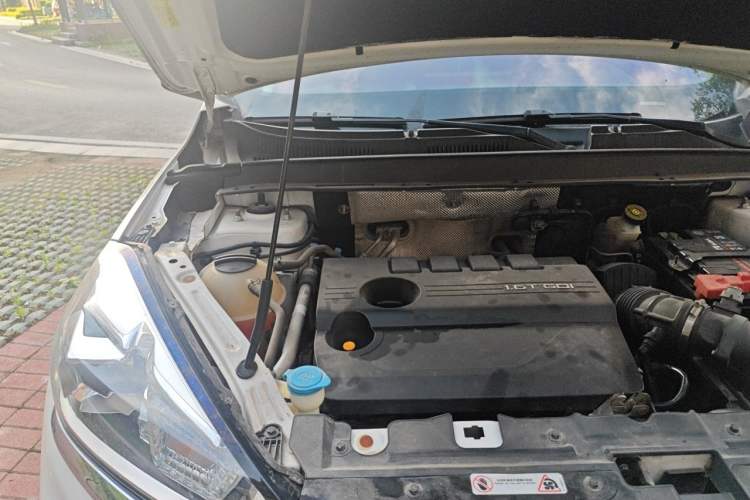 Used Chery Tiggo 8 2019 1.6 TGDI Automatic Luxury Model Engine Bay Right