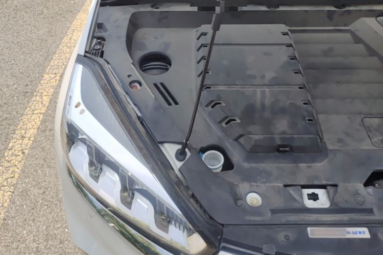 Used Chery Tiggo 8 2019 1.6 TGDI Automatic Luxury Model Engine Bay Right