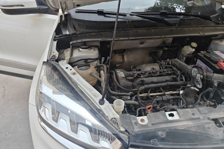 Used Chery Tiggo 8 2019 1.5 TCI Automatic Elite Model Engine Bay Right