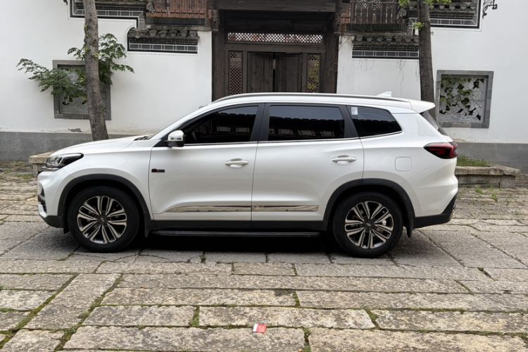 Used Chery Tiggo 8 2019 1.6 TGDI Automatic Prestige Model Exterior 3