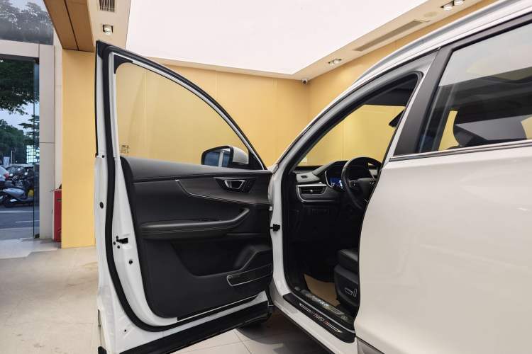 Used Chery Tiggo 8 2019 1.6 TGDI Automatic Luxury Model Exterior 6