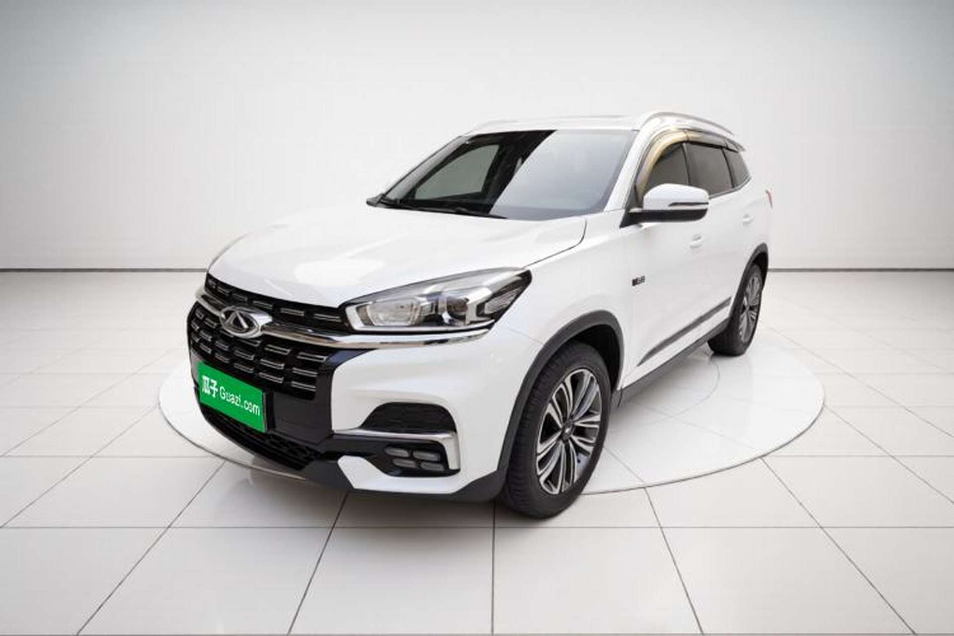 Used Chery Tiggo 8 2019 1.6 TGDI Automatic Fashion Edition Front Left 45 Deg