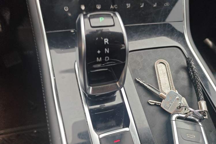 Used Chery Tiggo 8 2019 1.6 TGDI Automatic Fashion Edition Gear Lever