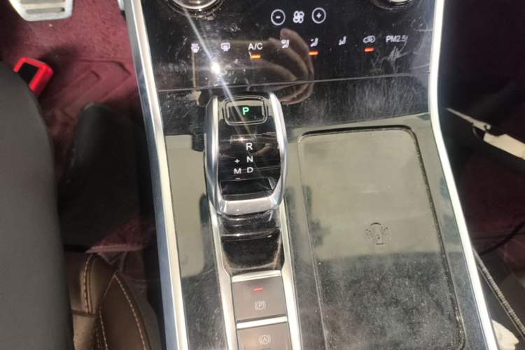 Used Chery Tiggo 8 2019 1.6 TGDI Automatic Prestige Model Gear Lever