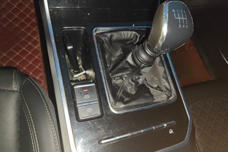 Used Chery Tiggo 8 2019 1.5 TCI Manual Elite Model Gear Lever