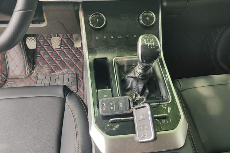 Used Chery Tiggo 8 2019 1.5 TCI Manual Fashion Edition Gear Lever
