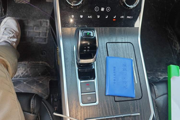 Used Chery Tiggo 8 2019 1.6 TGDI Automatic Luxury Model Gear Lever