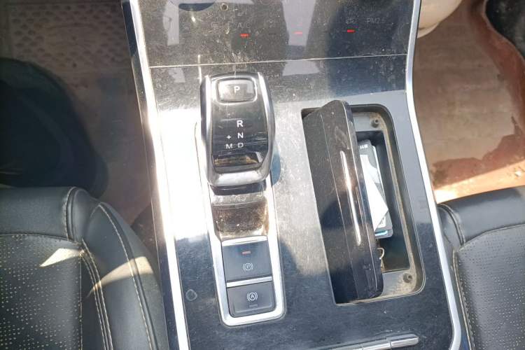 Used Chery Tiggo 8 2019 1.6 TGDI Automatic Luxury Model Gear Lever