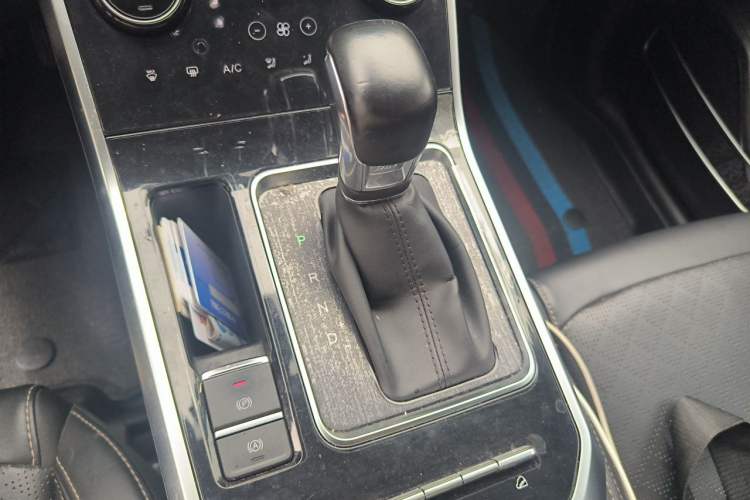 Used Chery Tiggo 8 2019 1.5 TCI Automatic Elite Model Gear Lever