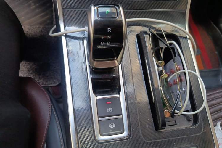 Used Chery Tiggo 8 2019 1.6 TGDI Automatic Elite Model Gear Lever