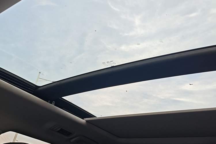 Used Chery Tiggo 8 2019 1.6 TGDI Automatic Fashion Edition Headliner