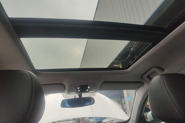 Used Chery Tiggo 8 2019 1.6 TGDI Automatic Fashion Edition Headliner