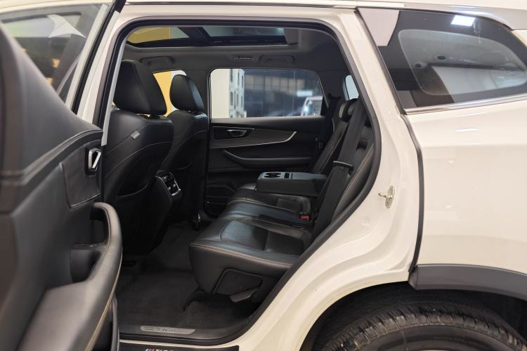 Used Chery Tiggo 8 2019 1.6 TGDI Automatic Luxury Model Interior 12