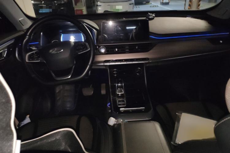 Used Chery Tiggo 8 2019 1.6 TGDI Automatic Luxury Model Interior 2