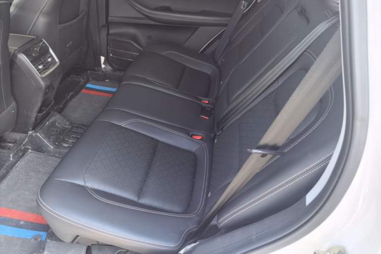 Used Chery Tiggo 8 2019 1.5 TCI Manual Fashion Edition Interior 4