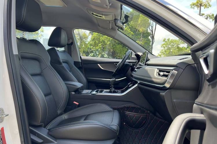 Used Chery Tiggo 8 2019 1.5 TCI Manual Fashion Edition Interior 6
