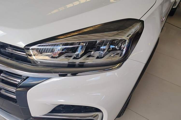 Used Chery Tiggo 8 2019 1.6 TGDI Automatic Luxury Model Left Front Headlight