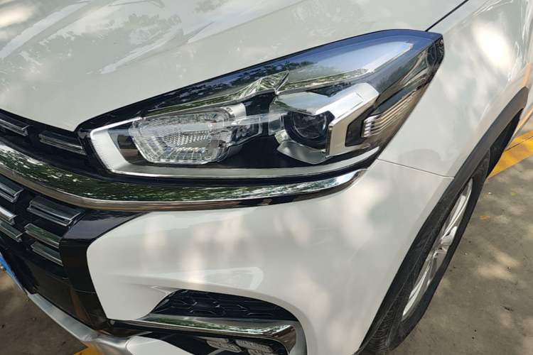 Used Chery Tiggo 8 2019 1.5 TCI Manual Fashion Edition Left Front Headlight