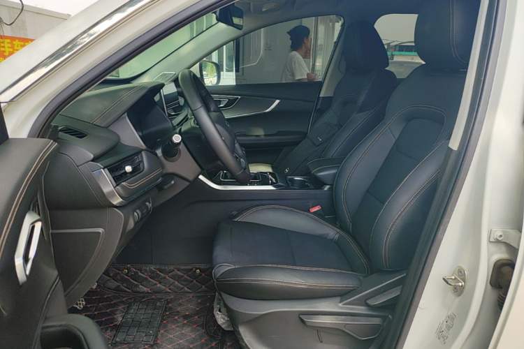 Used Chery Tiggo 8 2019 1.5 TCI Manual Fashion Edition Left Front Seat