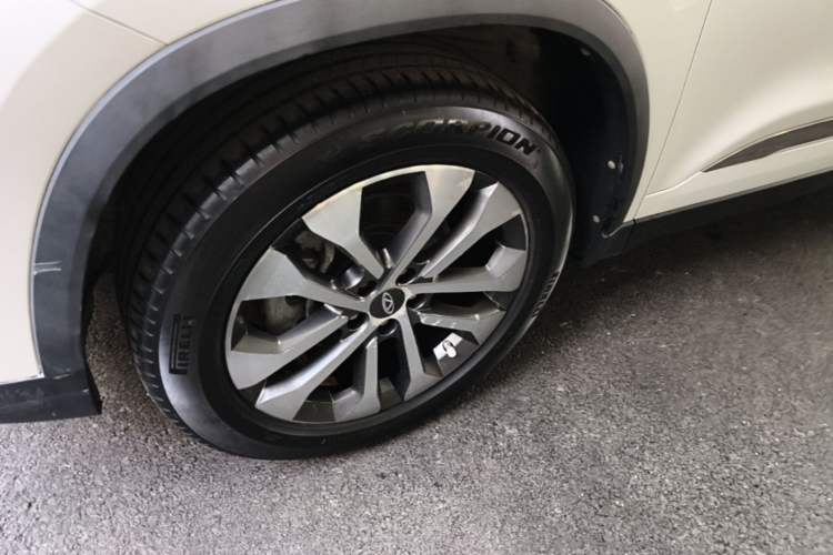 Used Chery Tiggo 8 2019 1.5 TCI Automatic Fashion Model Left Front Wheel Hub