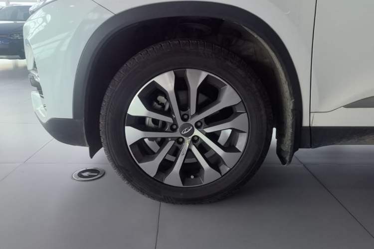 Used Chery Tiggo 8 2019 1.5 TCI Manual Elite Model Left Front Wheel Hub