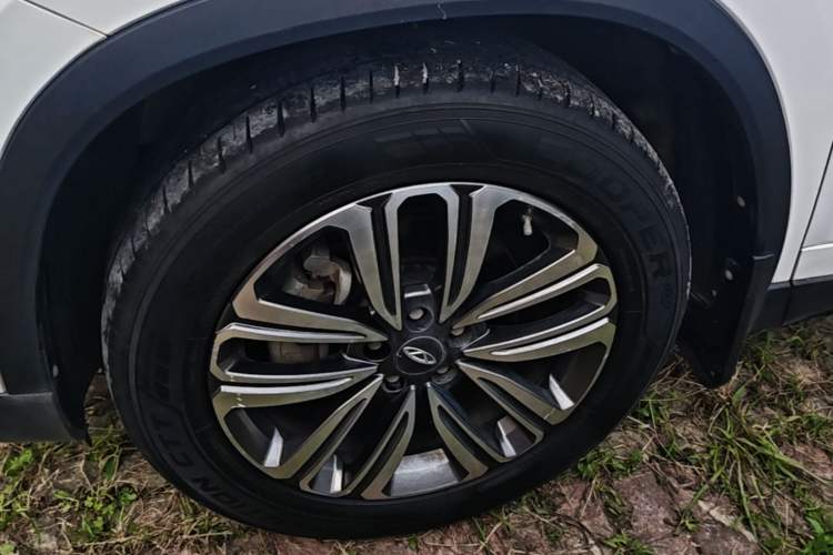 Used Chery Tiggo 8 2019 1.6 TGDI Automatic Fashion Edition Left Front Wheel Hub