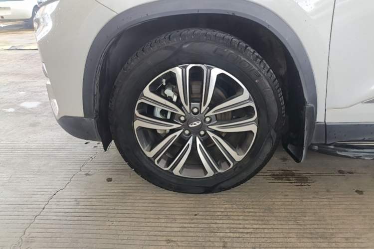 Used Chery Tiggo 8 2019 1.6 TGDI Automatic Prestige Model Left Front Wheel Hub