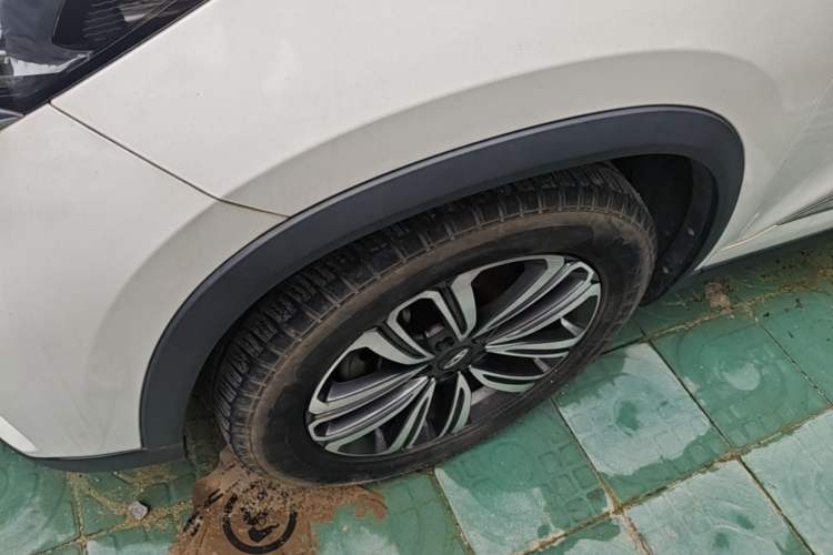 Used Chery Tiggo 8 2019 1.6 TGDI Automatic Luxury Model Left Front Wheel Hub