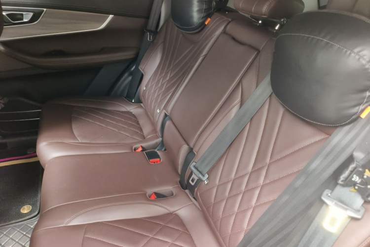 Used Chery Tiggo 8 2019 1.6 TGDI Automatic Luxury Model Left Rear Seat