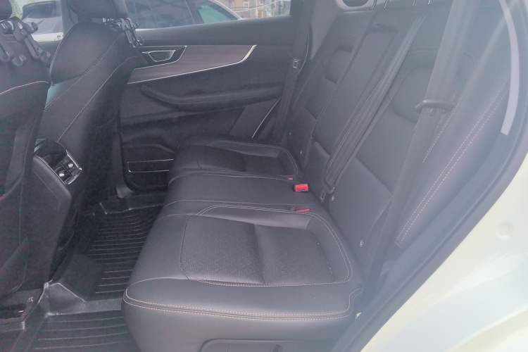 Used Chery Tiggo 8 2019 1.6 TGDI Automatic Luxury Model Left Rear Seat