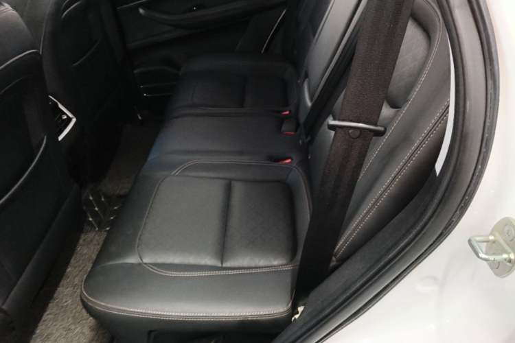 Used Chery Tiggo 8 2019 1.5 TCI Automatic Fashion Model Left Rear Seat