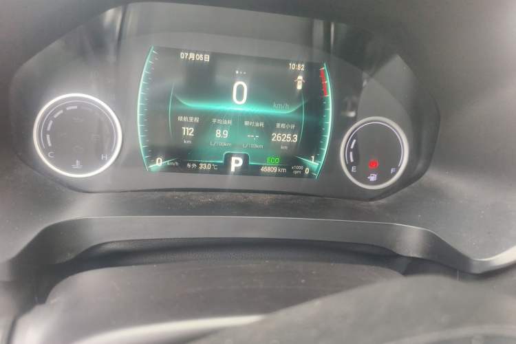 Used Chery Tiggo 8 2019 1.6 TGDI Automatic Elite Model Odometer Close Up