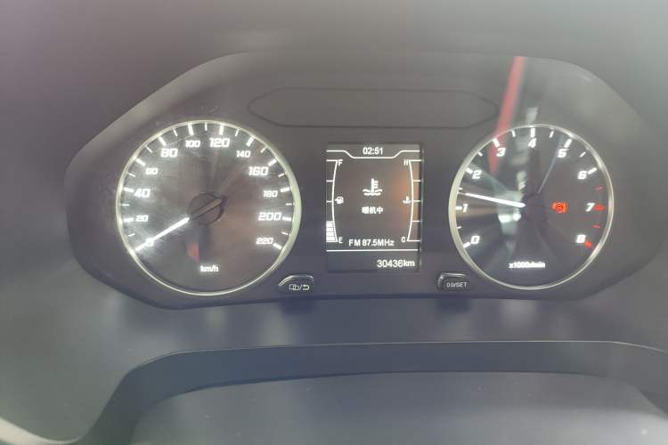 Used Chery Tiggo 8 2019 1.5 TCI Manual Fashion Edition Odometer Close Up