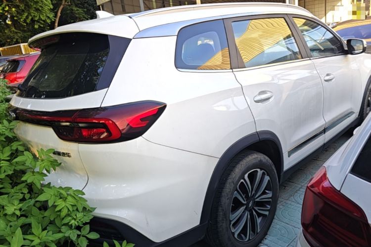 Used Chery Tiggo 8 2019 1.6 TGDI Automatic Luxury Model Rear Right 45 Deg