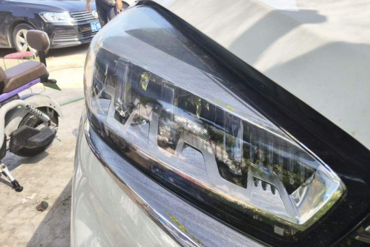 Used Chery Tiggo 8 2019 1.6 TGDI Automatic Elite Model Right Front Headlight