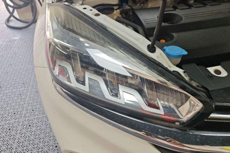 Used Chery Tiggo 8 2019 1.6 TGDI Automatic Elite Model Right Front Headlight